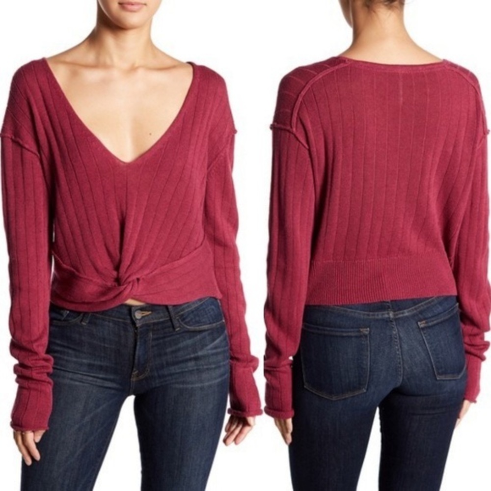 FREE PEOPLE TWISTED FRONT TOP